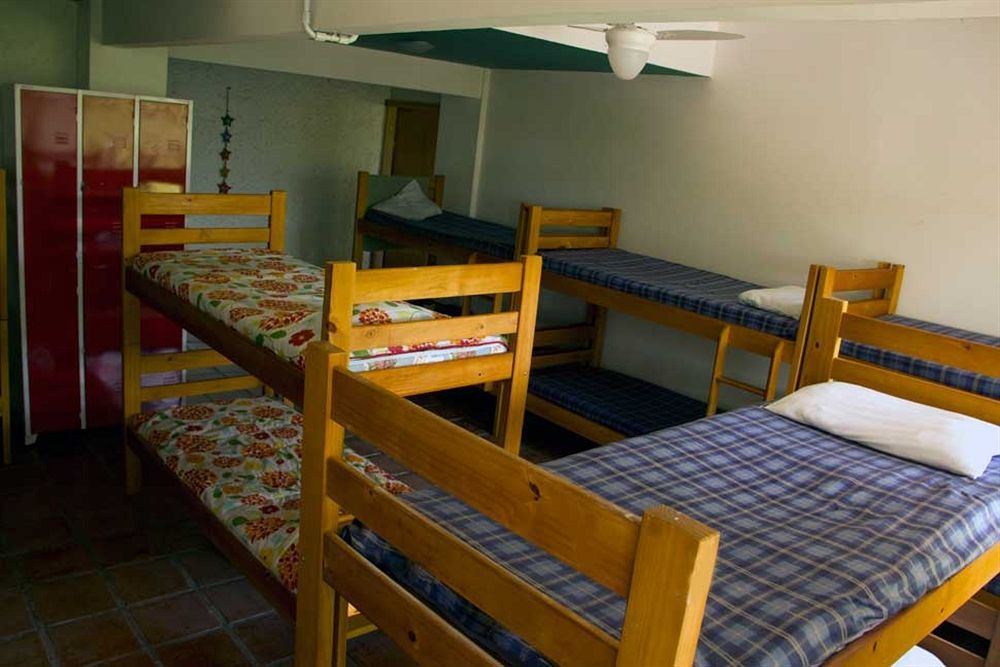 Hostal Rio Nature Hostel *